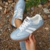 LADIES SNEAKERS