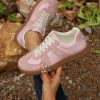 LADIES SNEAKERS