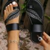 Women's Flat Sandals